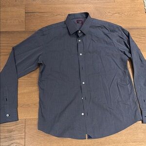 Untuckit men’s button down shirt - size xl